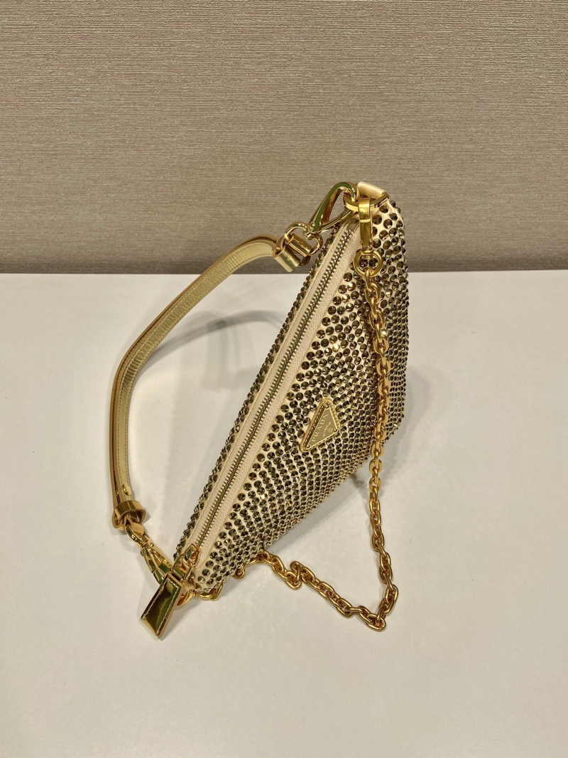 Pra*a triangle pouch